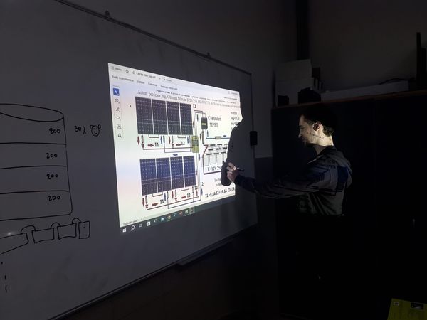 Practica fotovoltaici ,functionare sistem fotovoltaic a.jpg