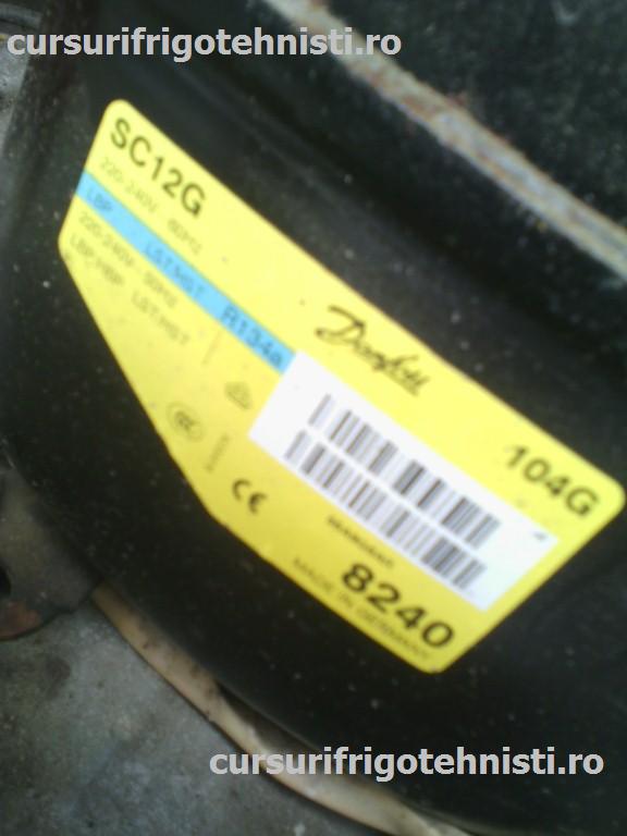 Comp vitrina (Custom).jpg