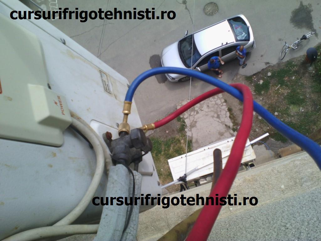 UE et 4 (Custom).jpg