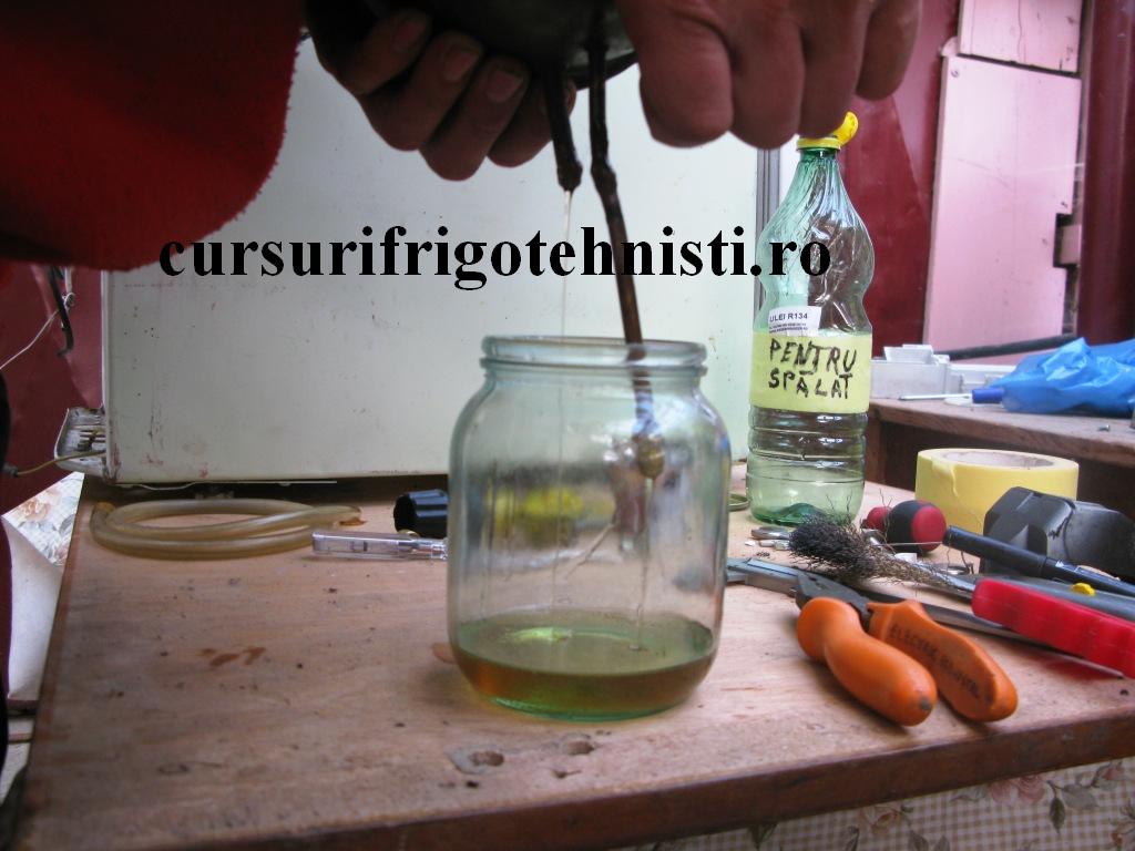 scurgerea uleiului de spalat.jpg