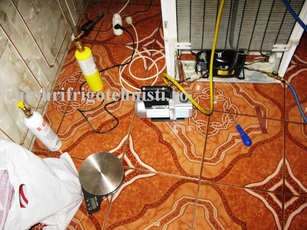 vacumare frigider artic client(R600).jpg