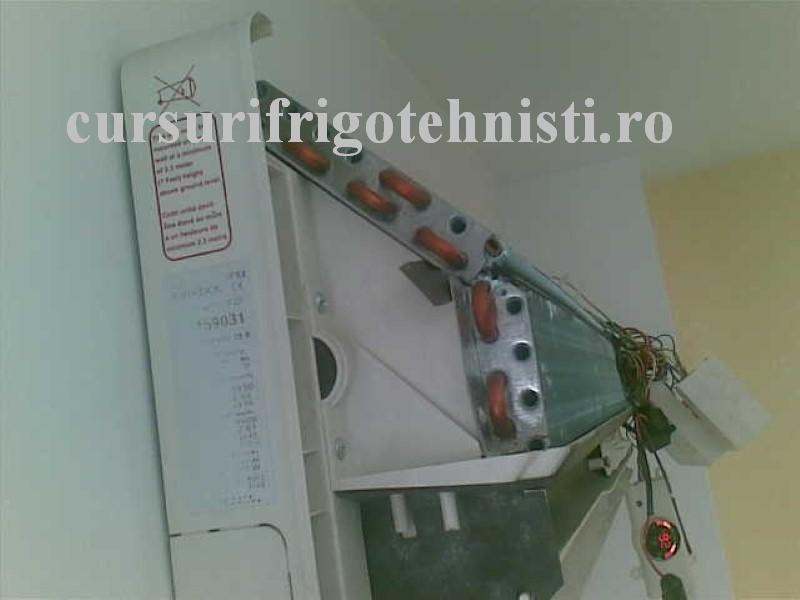 UI terminata de pisici.JPG