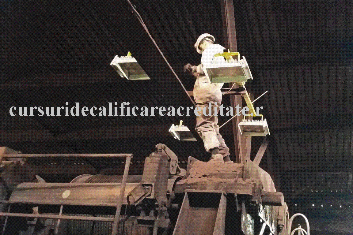 Iluminat industrial (h=19m) (Medium).GIF