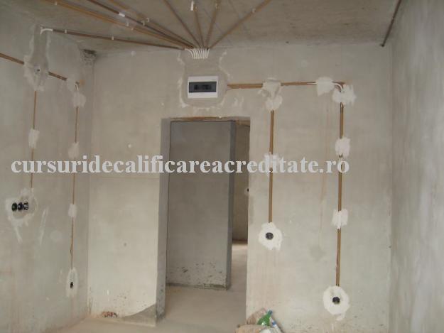 inst electrica lumina si prize tavan fals.jpg