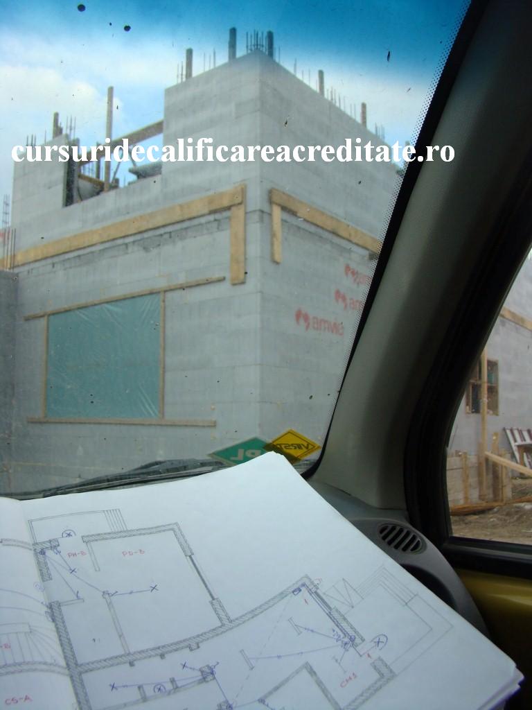 Cand mergi in santier la masuratori sa ai planul la tine.JPG