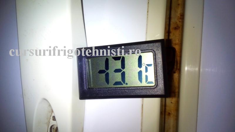 -13 dar in scadere ca a luat 3 4 usi de aer cald . (Custom).JPG