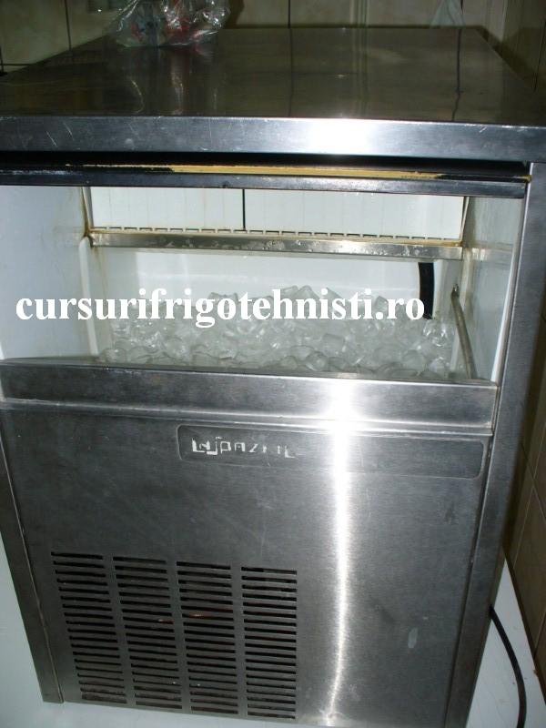 masina cuburi (Custom).jpg