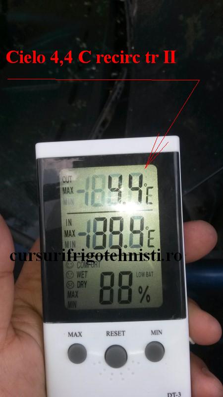 4.4 C Gabriel se poate duce la mare. (Custom).JPG