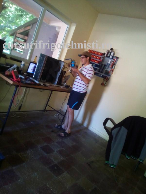 Atelier 3 (Custom).jpg