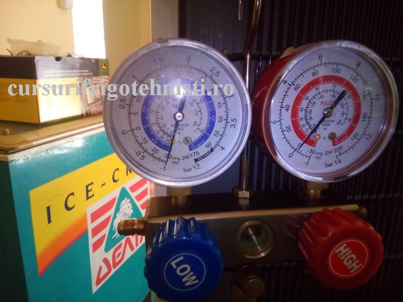 Bat in vac  2 (Custom).jpg