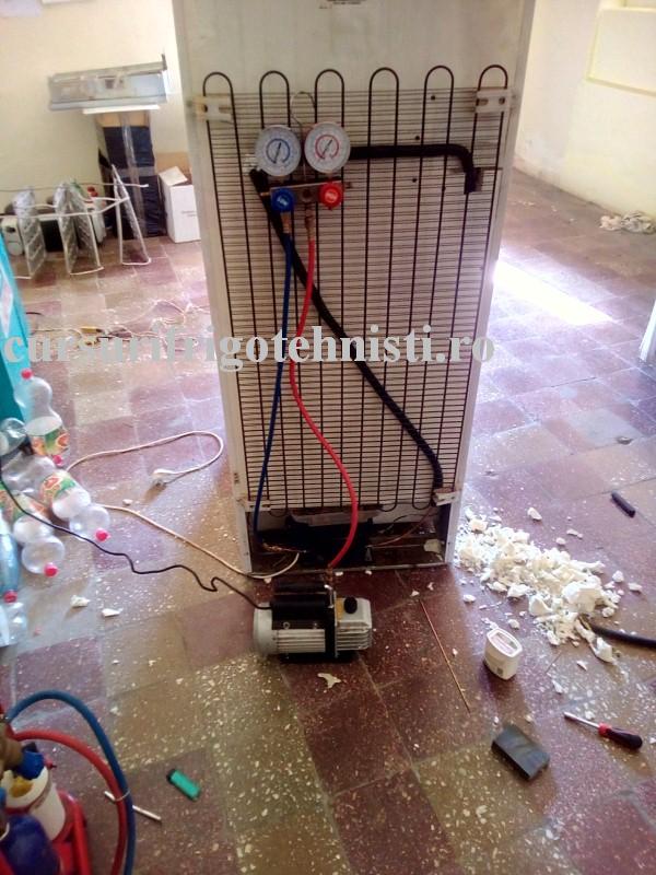 Am pus combina la vidat (Custom).jpg