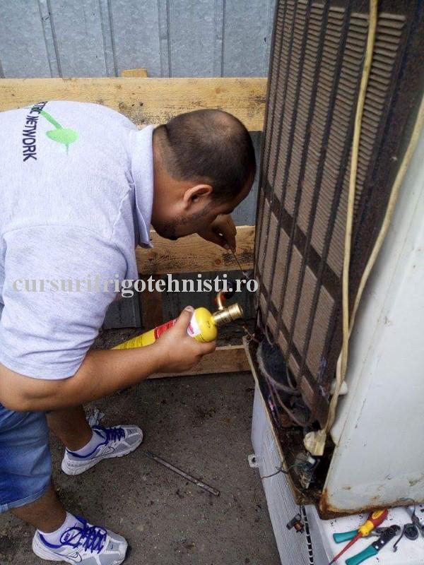 Vom fi cei mai buni frigotehnisti.jpeg