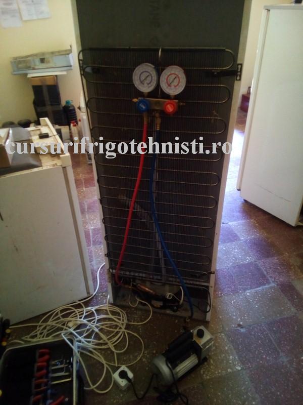 1 in vacuum (Custom).jpg