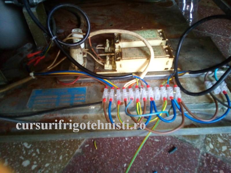 4 asa mai merge sunt si electrician (Custom).jpg