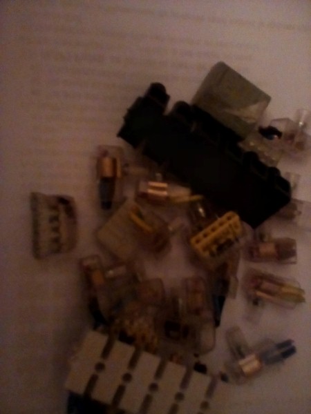 Am si eu cleme cu comp mecanica dar am preferat sa cositoresc.jpg