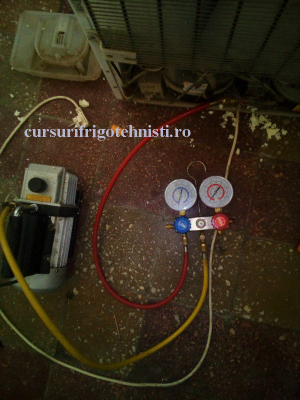 vacumat la greu (Custom).GIF