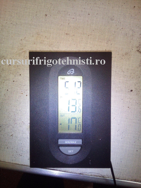 -17 C si tot coboara (Custom).GIF