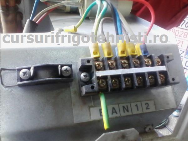 Regleta electrica 5 conductoare.jpg