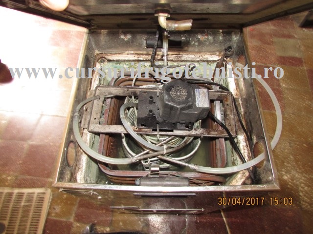 tot pompa de recirculare apa racita.jpg