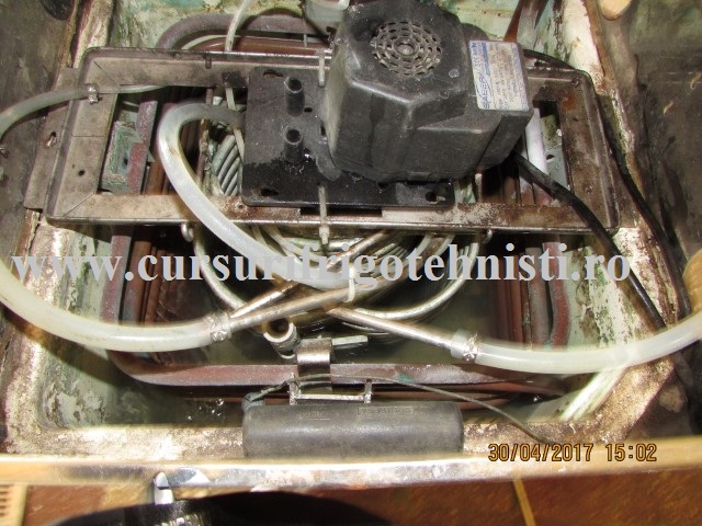 Pompa recirculare apa racita.jpg