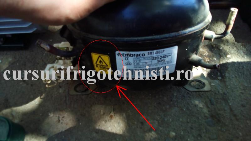 Reparat frigider R600 compresorul.jpg