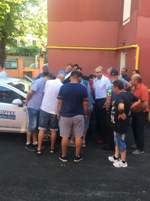 masuram presiunile la un aer conditionat opel.JPG