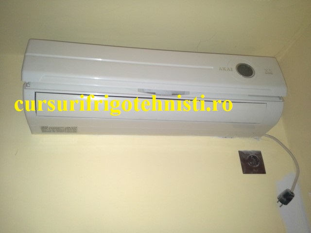 unitate interna Akai pentru servisat (Small).jpg