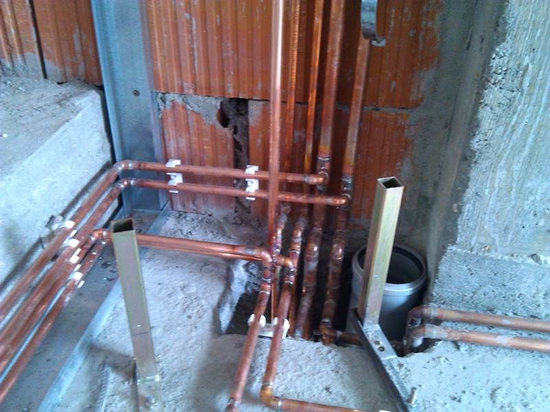 coloane si legaturi corpuri statice.jpg