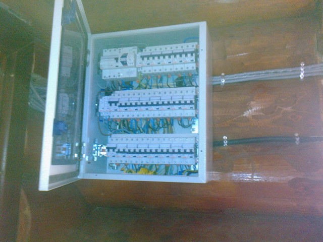 vila P+1 tablou sigurante (Small).jpg