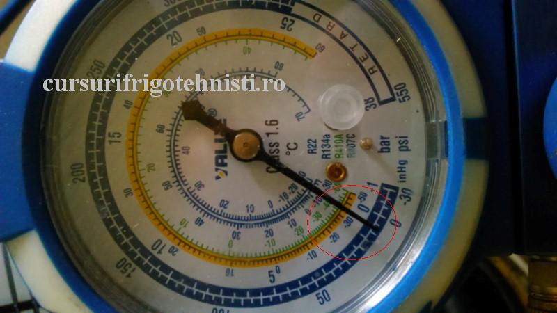 bateria coboara spre 0,2.JPG