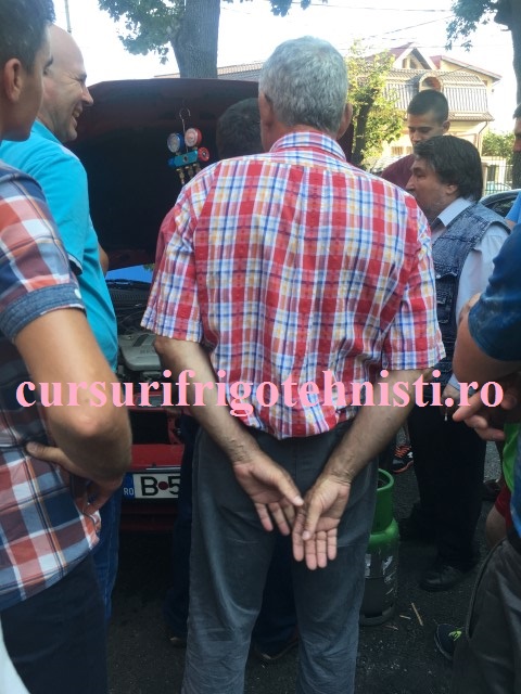 Am reusit sa coboram temperatura la renault cu 14 C.JPG