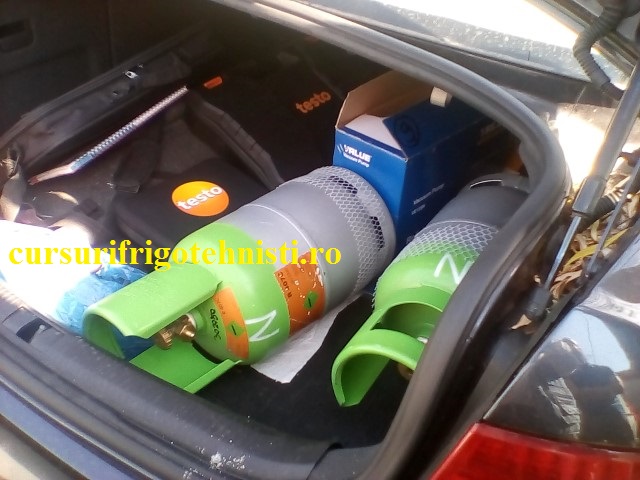 Butelii refrigeranti pentru aere conditionate.jpg