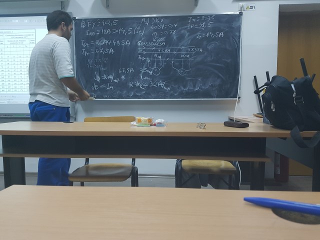 Liviu rezolva trifazici 3x400 v 50 hz.jpg