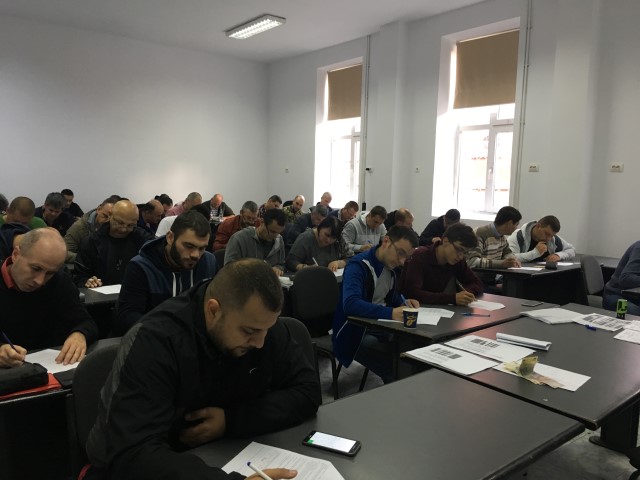 Grupa 8 electricieni  EMJT inainte de examen 4.jpg