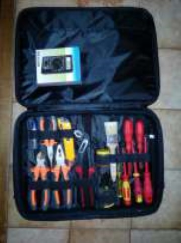 trusa de scule scule electrician electromecanic.jpg
