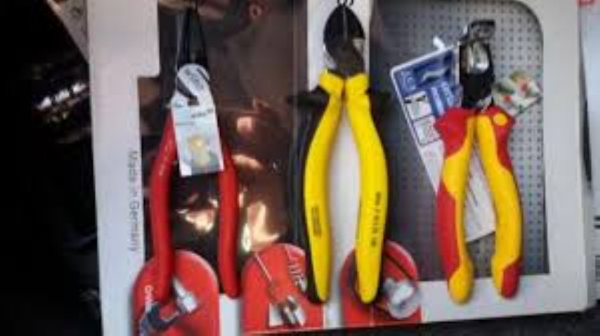 scule electrician 1500V (Small).jpg