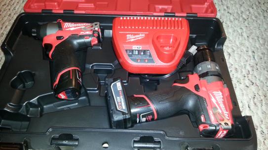 surubelnita cu acumulator.jpg