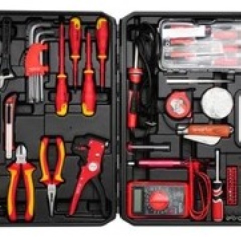 trusa scule electrician 70 piese tensiunea de izolatie U=750V.jpg