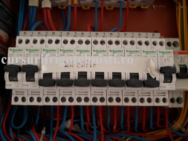 tablou electric.jpg