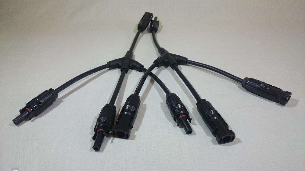 conectori panouri fotovoltaici.jpg