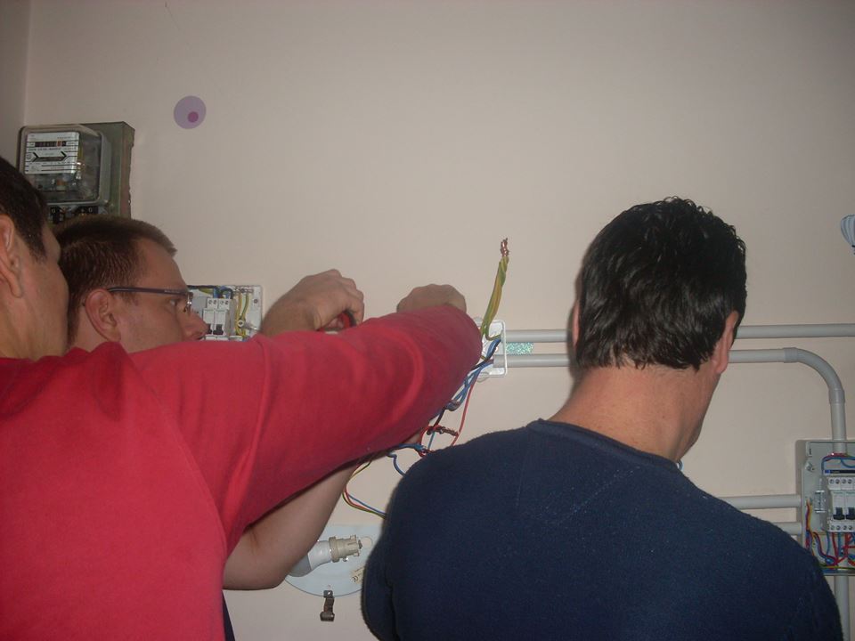 tot legaturi in doze executate la practica.jpg