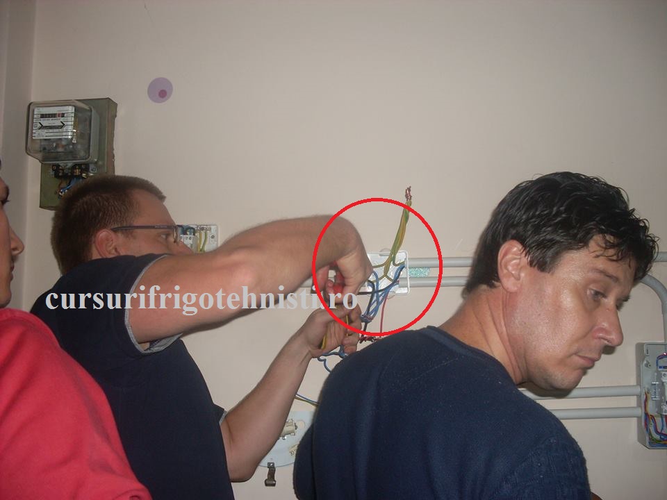 tablou electric principal cu 2 circuite electrice.jpg