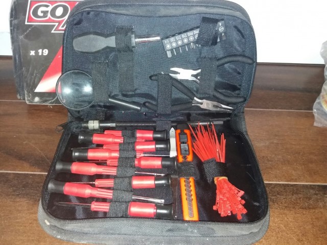 trusa electrician U=1500V ..jpg