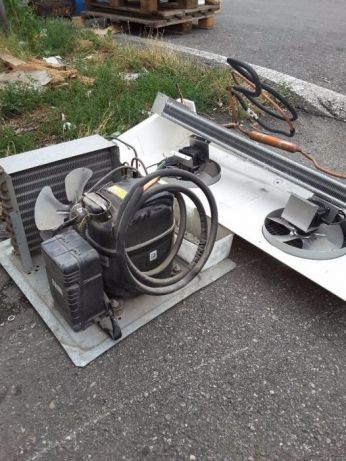 grupul compresor condensator inlocuit filtrul.jpg