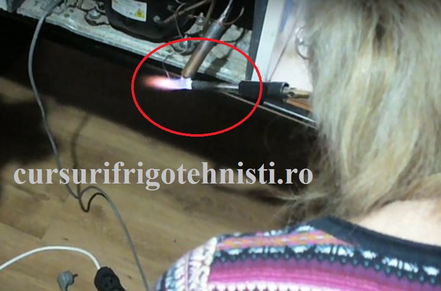 argintare filtru deshidrator cu mapp gazul.jpg