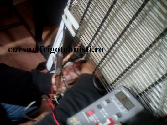 Masuram infasurarea de start la compresor monofazat P=120W (Custom).jpg