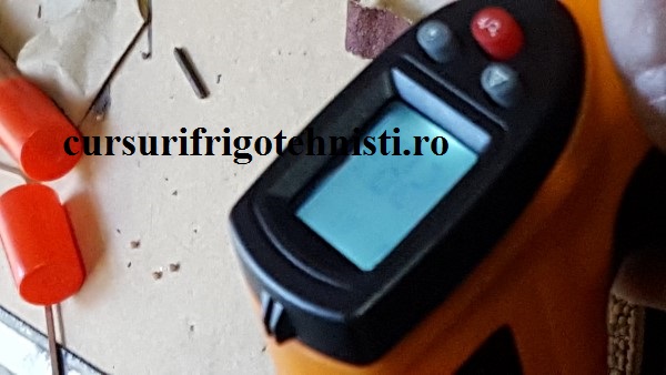 Inca o masuratoare a temperaturii condensatorului.jpg