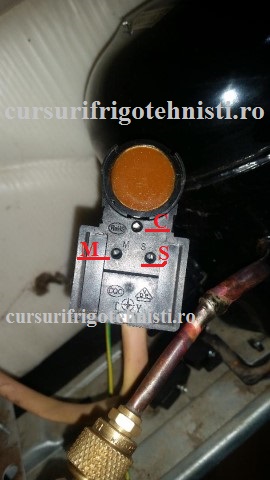 Asa arata releul de pornire sa identificam infasurarile de mers si de stare comunul este sus.jpeg