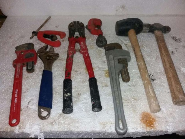 scule instalatii luate din targ 50 lei.jpg