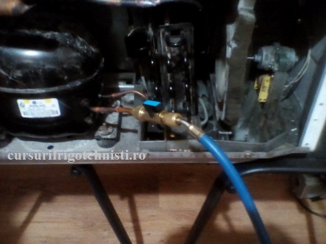 Vacumare traseu frigorific frigider lg .jpg